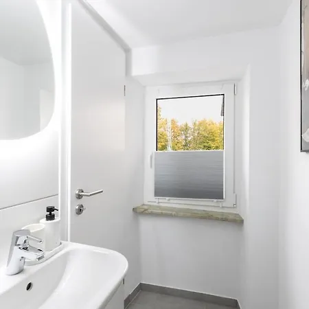 Mosel Moments, Modernes Fuer 2 In *